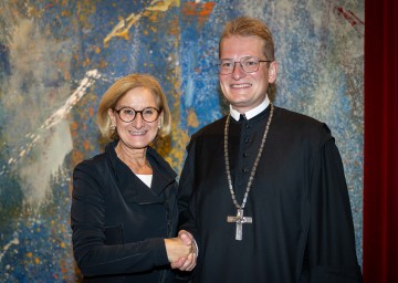 LH Mikl-Leitner bei Benediktion des neuen Melker Abtes Ludwig Wenzl LH Mikl-Leitner bei Benediktion des neuen Melker Abtes Ludwig Wenzl