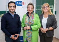 Neue psychosoziale Betreuung in den Jugendbildungszentren Wiener Neustadt und Amstetten Neue psychosoziale Betreuung in den Jugendbildungszentren Wiener Neustadt und Amstetten