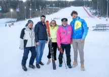 Am Semmering (v.l.n.r.) LSV NÖ Präsident Wolfgang Labenbacher, LH-Stellvertreter Udo Landbauer, Landeshauptfrau Johanna Mikl-Leitner und OK-Chef Franz Steiner am Semmering und Zakhar Palytsia, Eigentümervertreter der Panhans Holding Group GmbH.