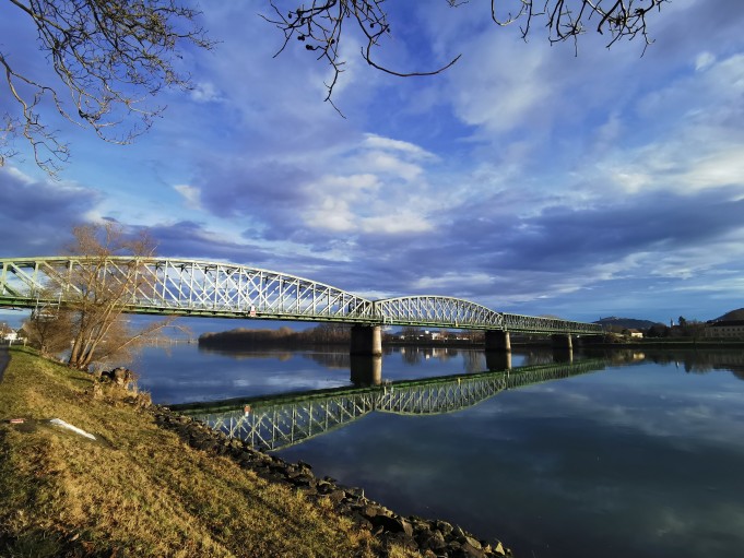 Blick auf die Brücke