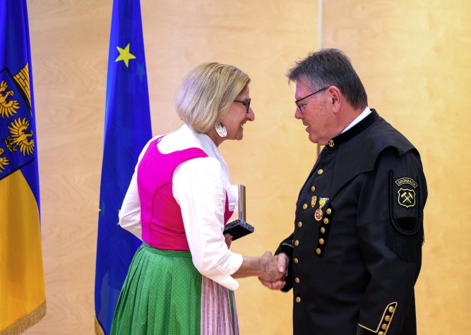 LH Mikl-Leitner überreicht Ehrenpreise an NÖ Blasmusikkapellen