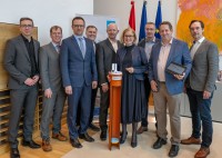 „Smart Communities“ - Digitale Lösungen für „smarte“ Gemeinden „Smart Communities“ - Digitale Lösungen für „smarte“ Gemeinden