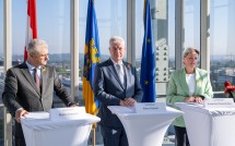 Informierten zum „Yellow September“: Landesräte Martin Antauer, Anton Kasser und Susanne Rosenkranz (v.l.n.r.)