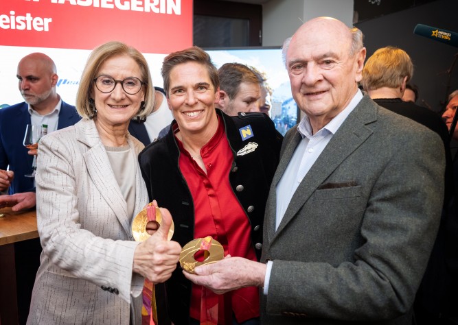 20. Jubiläum „Olympia Doppelgold für Michaela Dorfmeister“