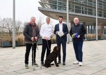 (v.l.n.r.) Christian Schindlegger, Vorsitzender der Berufsgruppe Schuhhandel in der WKNÖ, Gernot Zirngast, Geschäftsführer spusu Sport GmbH, LH-Stellvertreter Udo Landbauer und Michael Freitag, Country CEO und Geschäftsführer Sodexo Service Solutions Austria GmbH.