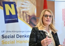 „Mit den heutigen Therapieangeboten , die es gibt, können Menschen eine hohe individuelle Lebensqualität erreichen, auch mit einem HIV-positiven Test“, sagte Königsberger-Ludwig im Rahmen der heutigen Pressekonferenz, „doch nur mit einer frühen Diagnose und dafür sei das NÖ Testprogramm die Basis.