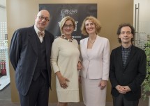 Von links nach rechts: Leon Botstein, Landeshauptfrau Johanna Mikl-Leitner, Ulrike Sych und Marshall Marcus.