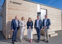 LH Mikl-Leitner besucht EPS Electric Power Systems