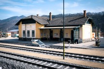 Pünktlich zum Saisonstart der Wachaubahn wurde der barrierefrei gestaltete Bahnhof Aggsbach Markt eröffnet.