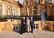 Abt Georg Wilfinger, Landeshauptfrau Johanna Mikl-Leitner und Präsident Erwin Hameseder