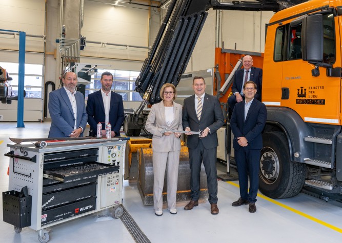LH Mikl-Leitner eröffnet neues Amtsgebäude und Wirtschaftshof in Klosterneuburg