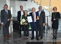 Gratulation zu 50 Jahren Gerhard Rauch Ges.m.b.H.: Landtagsabgeordneter Christoph Kaufmann, Prokurist Manuel Rauch, Theresia Rauch, Firmengründer Gerhard Rauch, Geschäftsführer Anton Buresch und Landeshauptfrau Johanna Mikl-Leitner (v.l.n.r.)