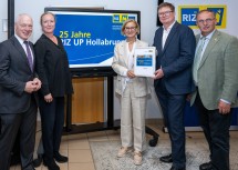 ecoplus Geschäftsführer Helmut Miernicki, RIZ UP-Geschäftsführerin Petra Patzelt, Landeshauptfrau Johanna Mikl-Leitner, Franz Stockinger, Stadtamtsdirektor von Hollabrunn, und Landtagsabgeordneter Richard Hogl (v.l.n.r.)