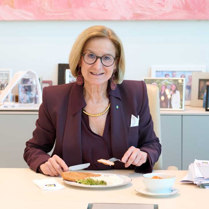 Rahmenvertrag für Fleisch- und Wurstlieferung für Landhausküche beschlossen